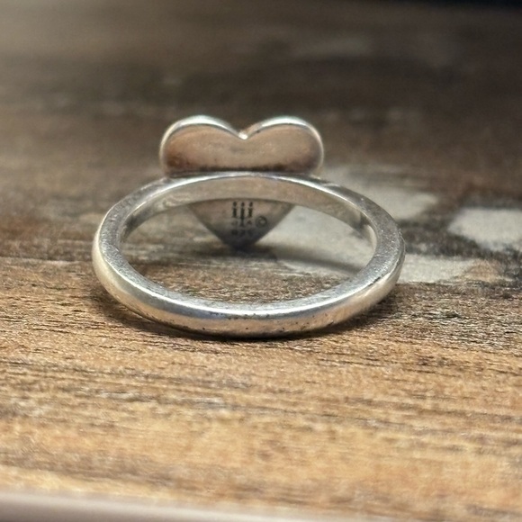 Sweetheart Gemstone Ring – James Avery
Size 6 - Picture 6 of 6